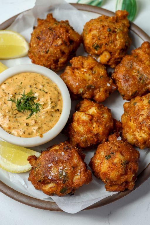 Scallop Fritters with Spicy Aioli