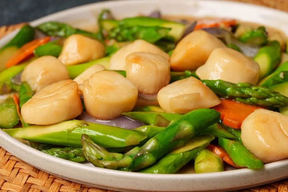Scallop and Asparagus Stir-Fry