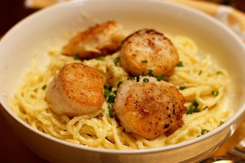 Scallops Alfredo with Shirataki Noodles