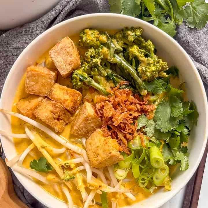 Shredded Tofu Laksa with Rice Noodles