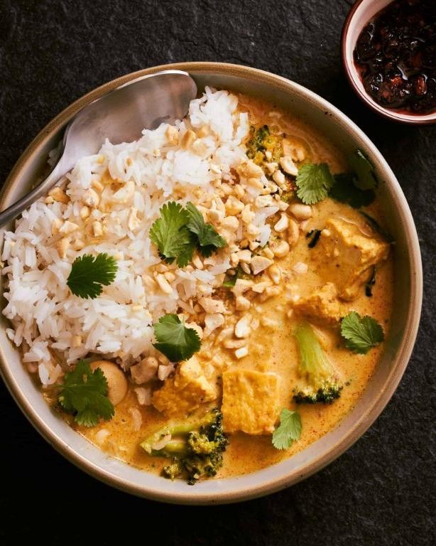 Shredded Tofu Massaman Curry