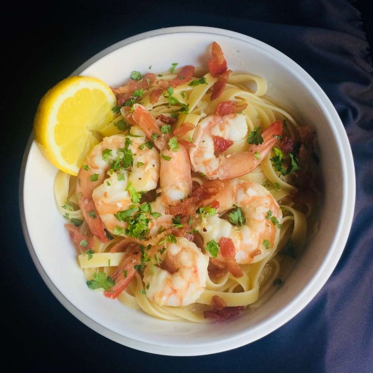 Shrimp Scampi with Crispy Bacon