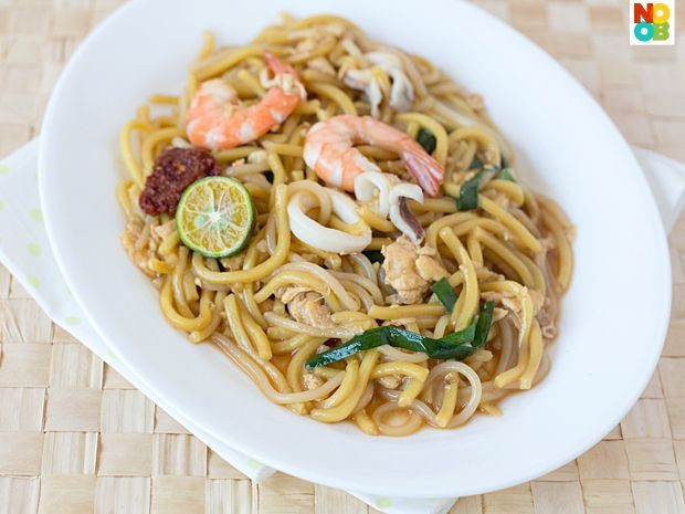 Singaporean Hokkien Prawn Mee