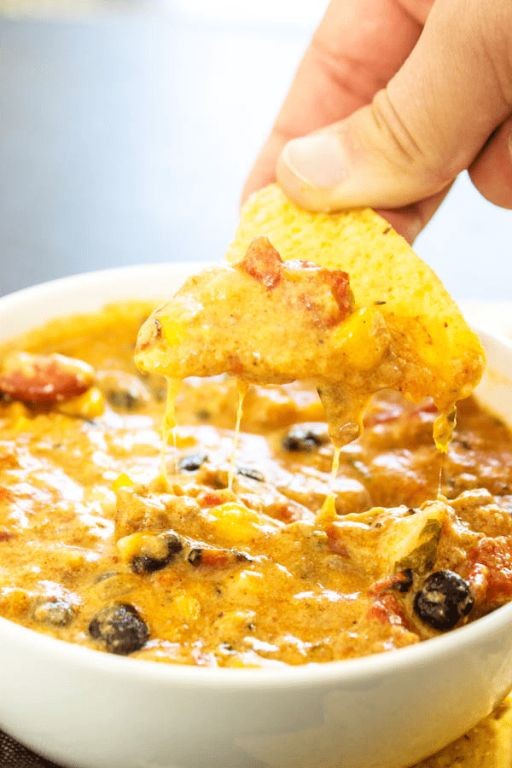 Slow Cooker Chili Cheese Nacho Dip