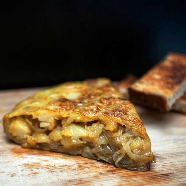 Spanish tortilla with caramelized onions