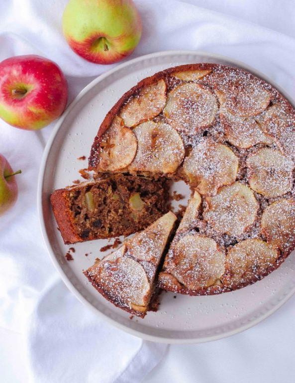 Spelt Flour Apple Cake