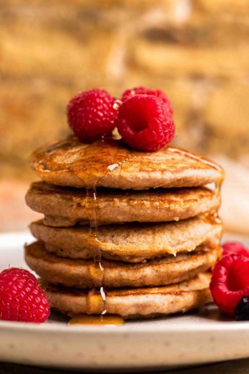 Spelt Flour Pancakes with Maple Syrup