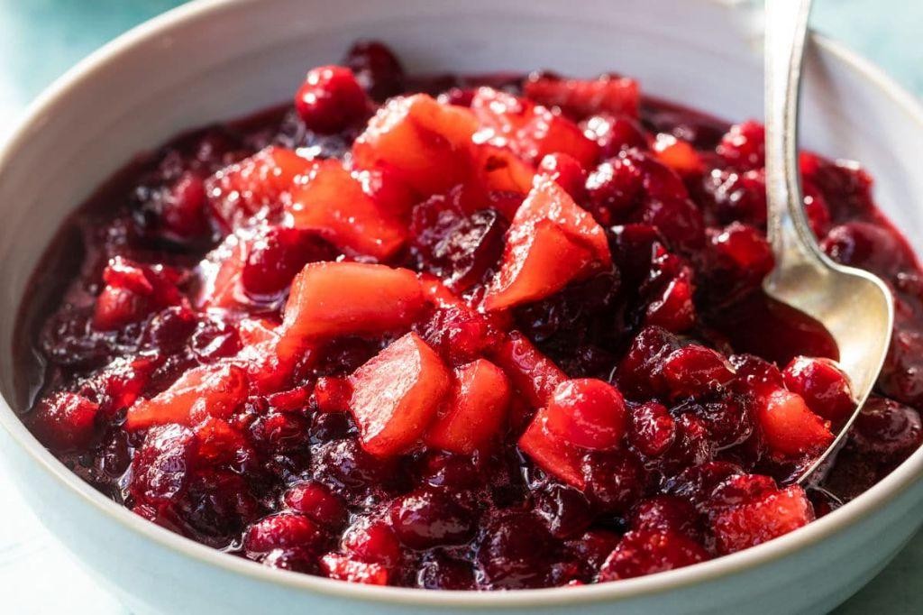 Spiced Apple Cranberry Sauce