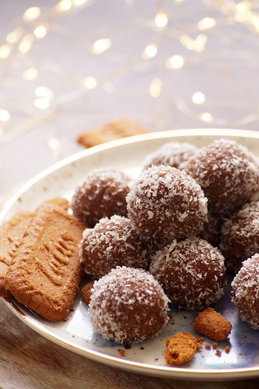 Spiced Coconut Laddu with Cinnamon