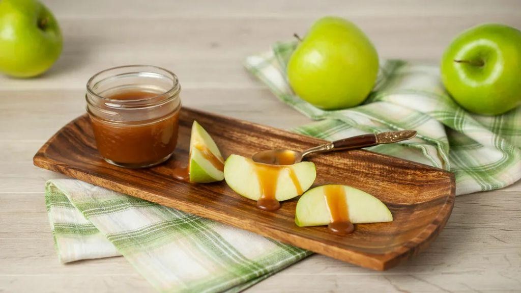 Spiced Rum Caramel Apples