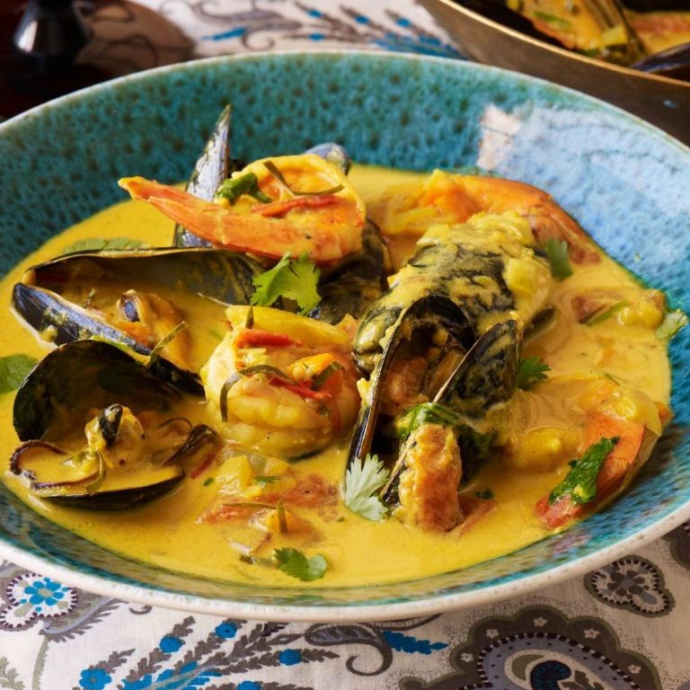 Spicy Coconut Milk Seafood Curry