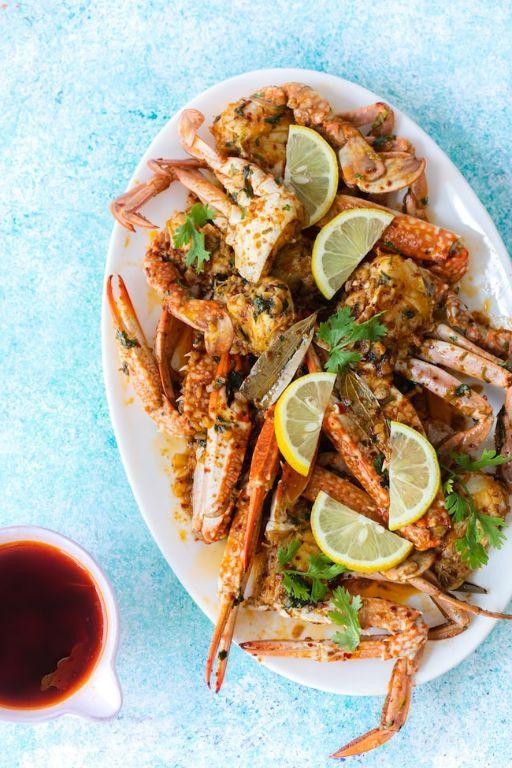 Spicy Garlic Butter Crab Legs