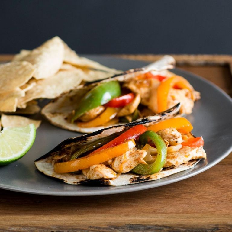 Spicy Griddle Chicken Fajitas with Bell Peppers
