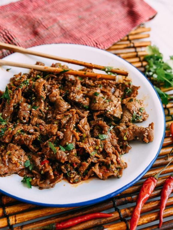 Spicy Mandarin Beef Salad