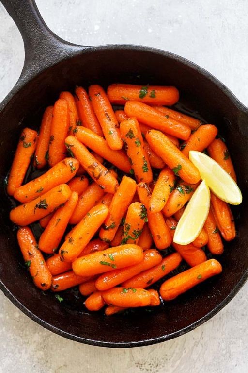 Spicy Sriracha Baby Carrots