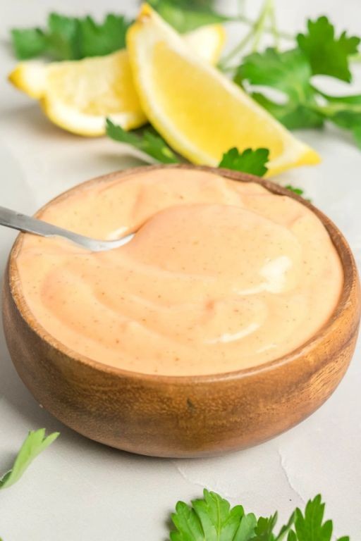 Spicy Sriracha Mayo Dip