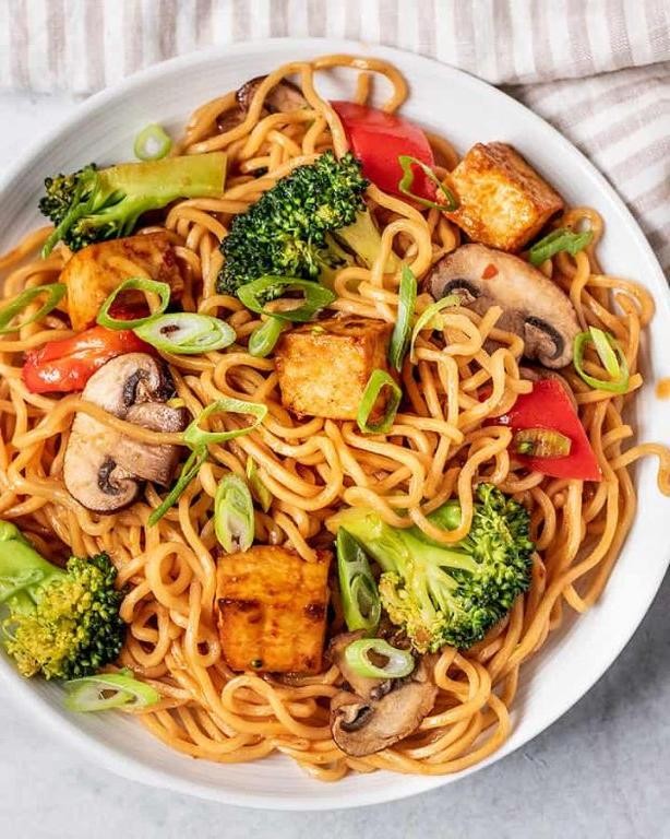Spicy Sriracha Tofu Pasta