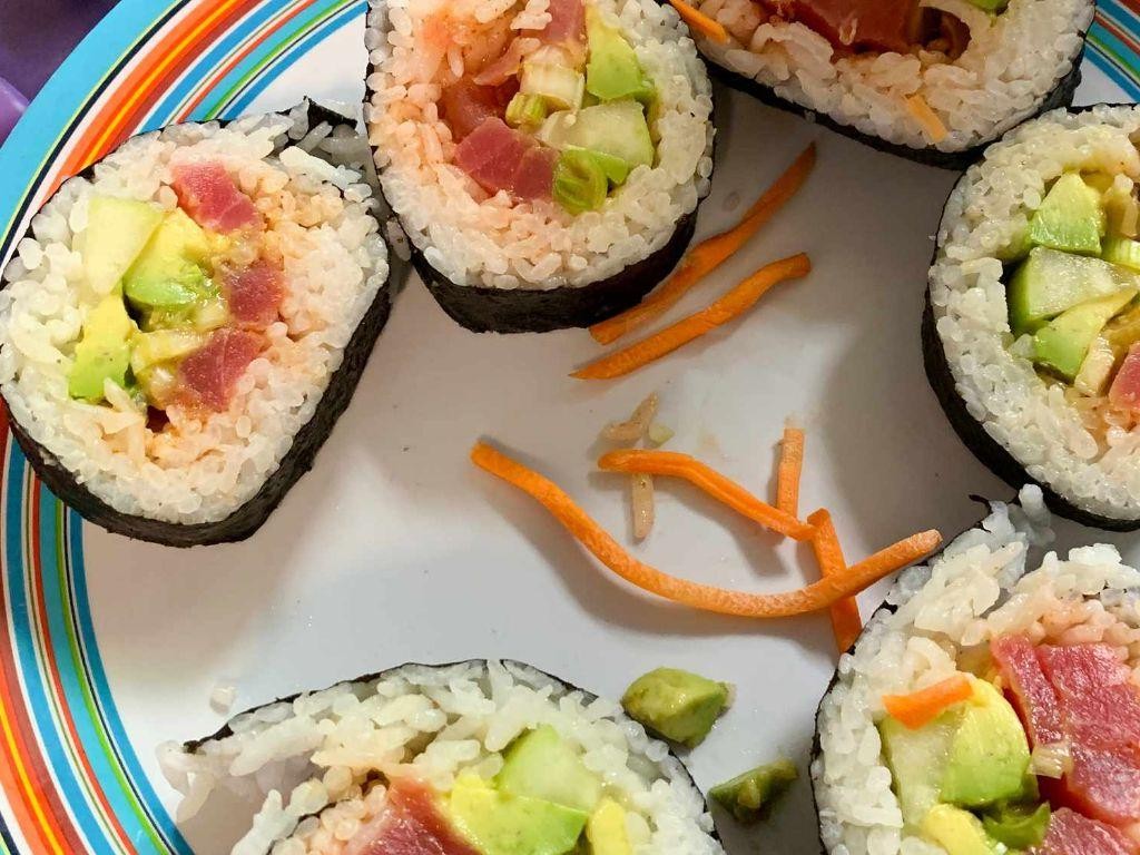 Spicy Tuna Sushi Roll