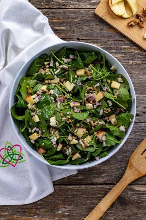 Spinach Waldorf Salad with Blue Cheese
