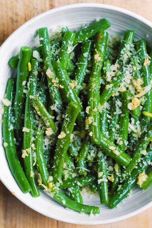 Steamed Green Beans with Garlic Oil