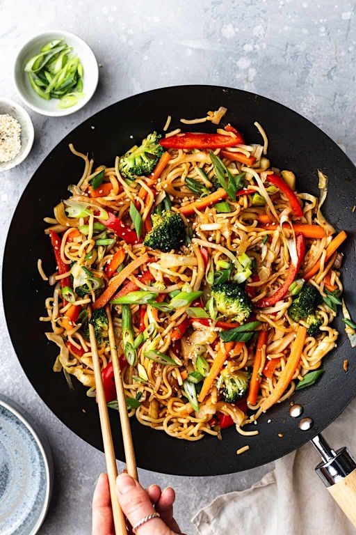 Stir-Fried Vegan Chow Mein