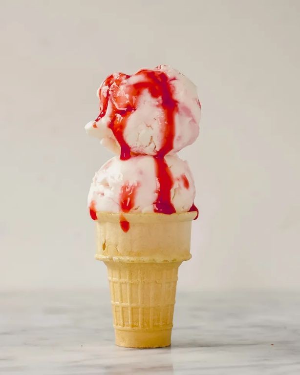 Strawberry Swirl Frozen Yogurt