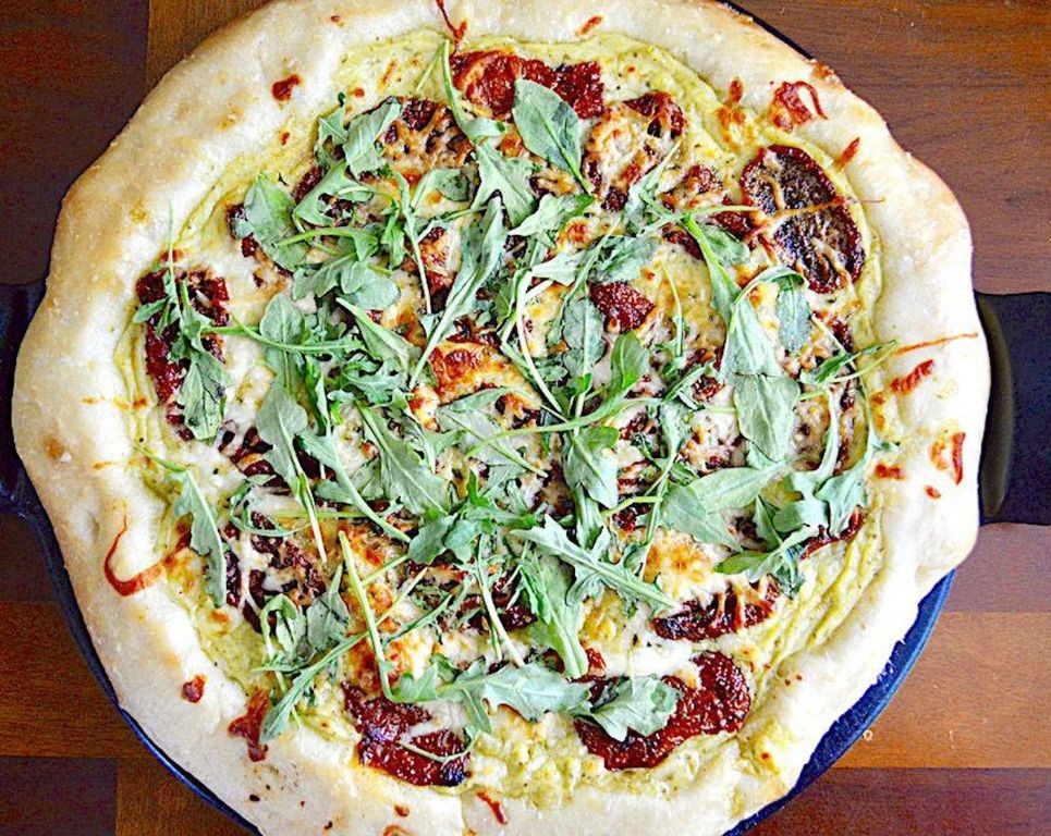 Sun-Dried Tomato and Basil White Pizza Dip