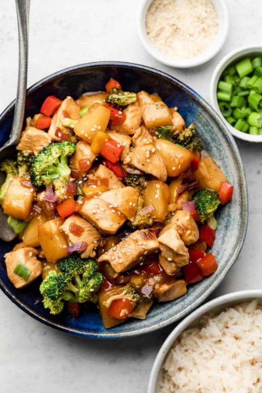 Sweet and Spicy Pineapple Chicken Stir-Fry