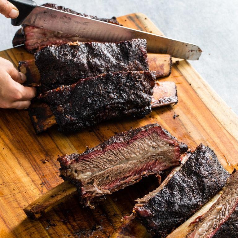 Texas-Style Smoked Beef Ribs