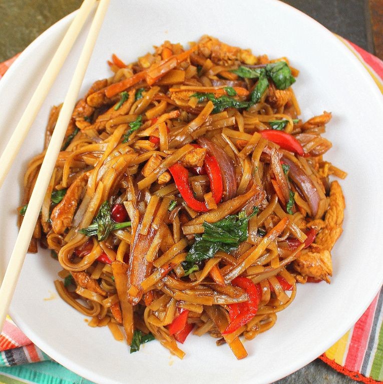 Thai Pad Kee Mao with Egg Noodles