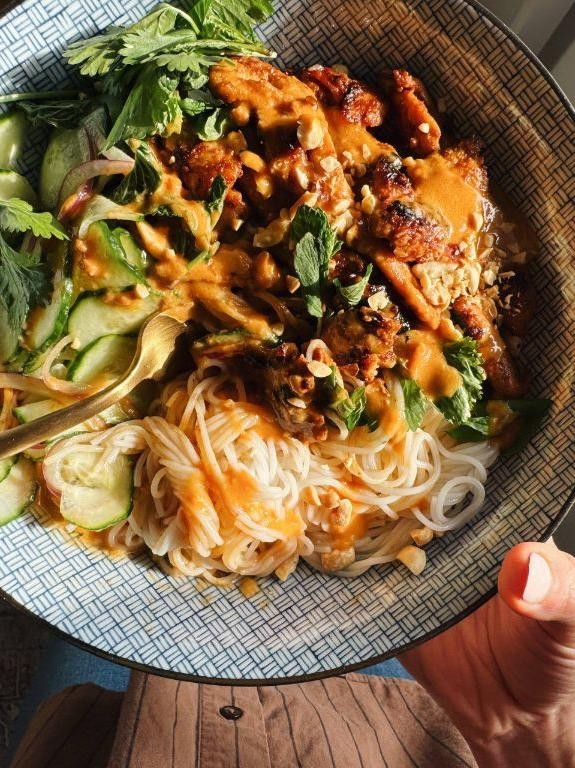 Thai Peanut Chicken Rice Bowl