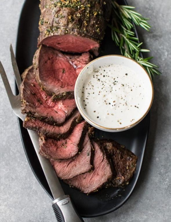 Tri Tip Roast with Creamy Horseradish Sauce