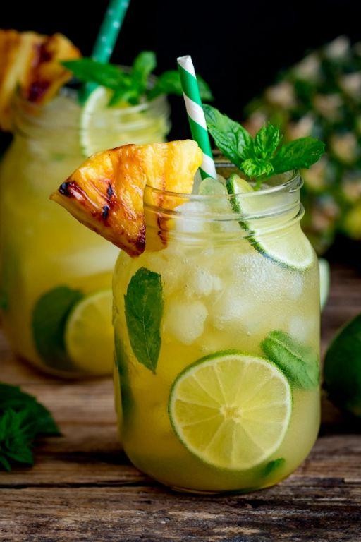 Tropical Spiced Rum Mojito