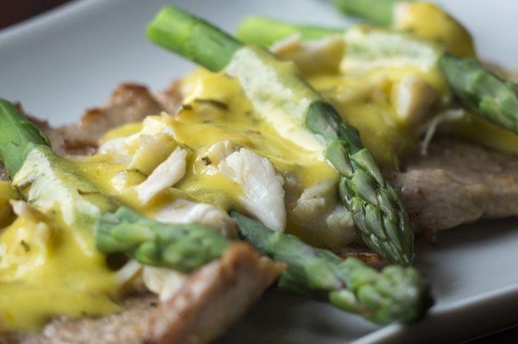 Veal Scallopini with Asparagus and Hollandaise