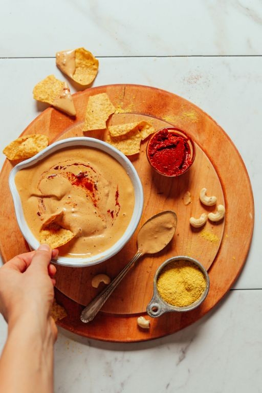 Vegan Cashew Nacho Dip