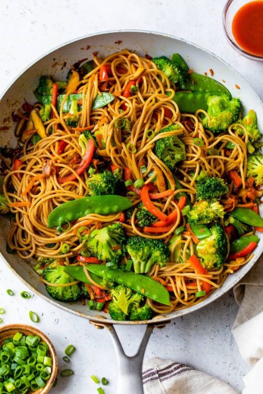 Vegan Lo Mein with Mixed Vegetables