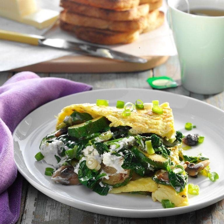 Veggie Omelette with Goat Cheese