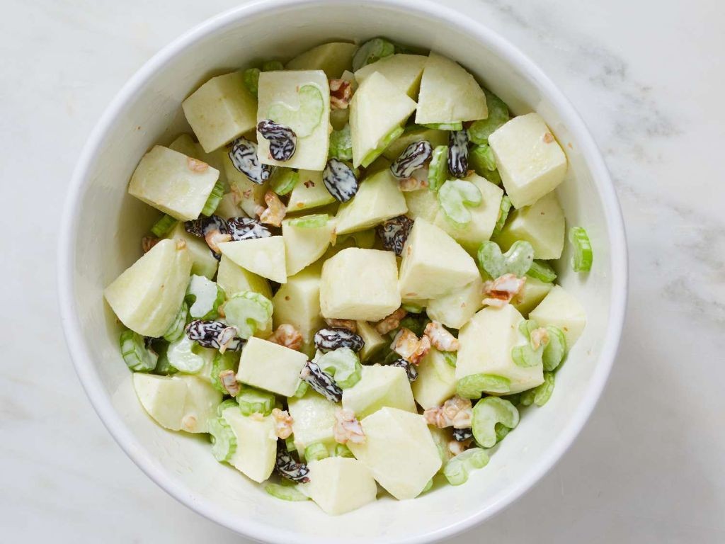 Waldorf Salad with Apples and Walnuts