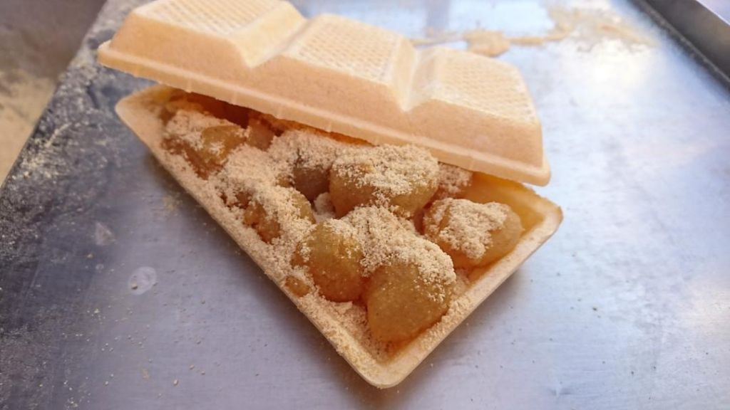 Warabi Mochi (Bracken Starch Dumplings)