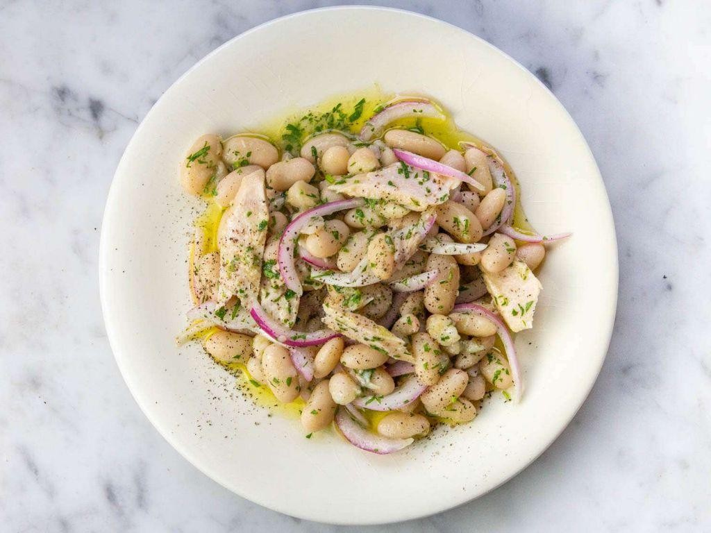 White Bean and Tuna Salad with Red Onion
