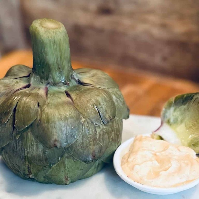 Whole Artichokes with Spicy Aioli Dip
