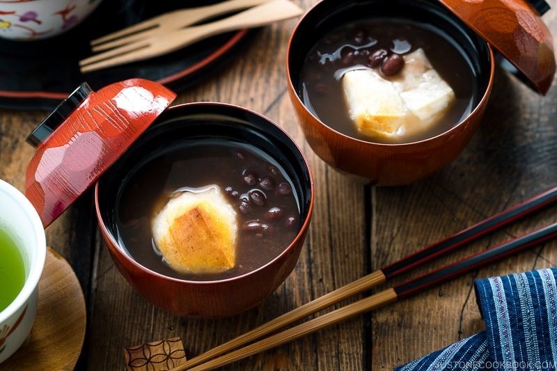 Zenzai (Sweet Red Bean Soup with Mochi)