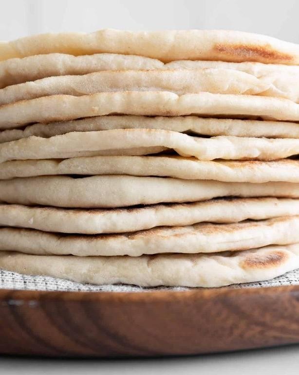2 Ingredient Dough Pita Bread