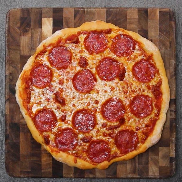 2 Ingredient Dough Pizza