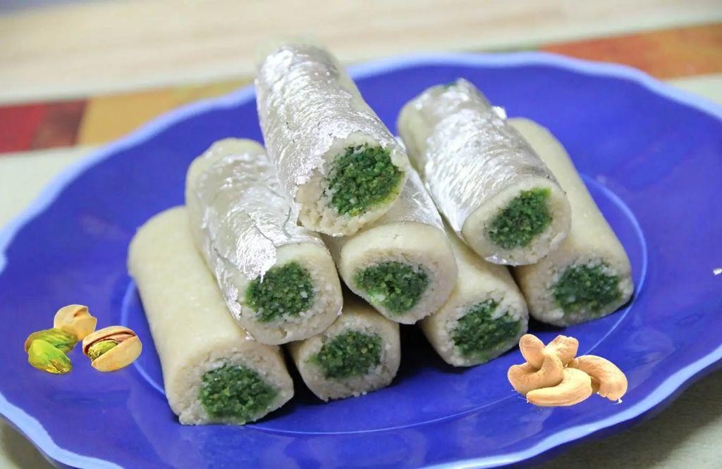 Almond Flour Kaju Pista Roll