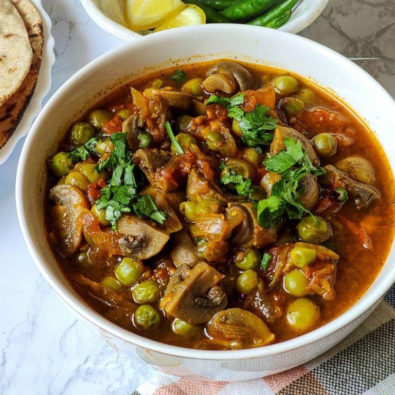 Aloo Mutter Mushroom