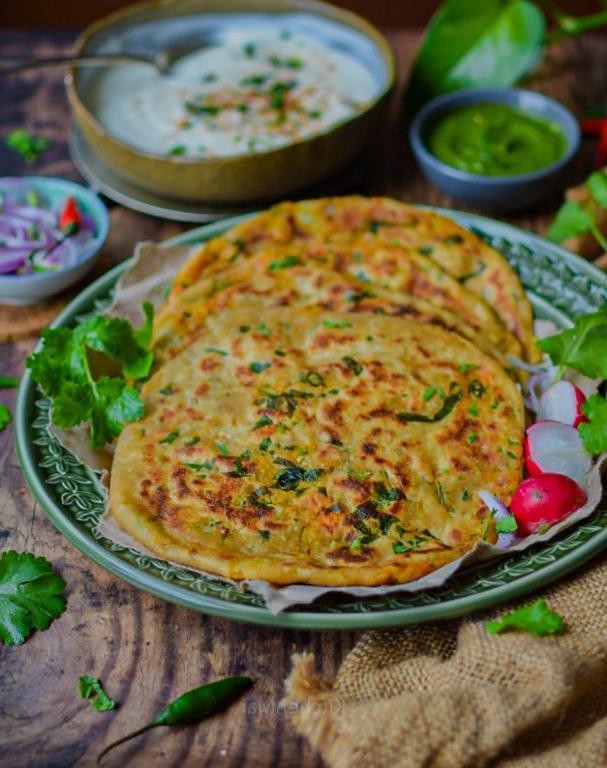 Aloo Paratha (Spiced Potato Stuffed Paratha)