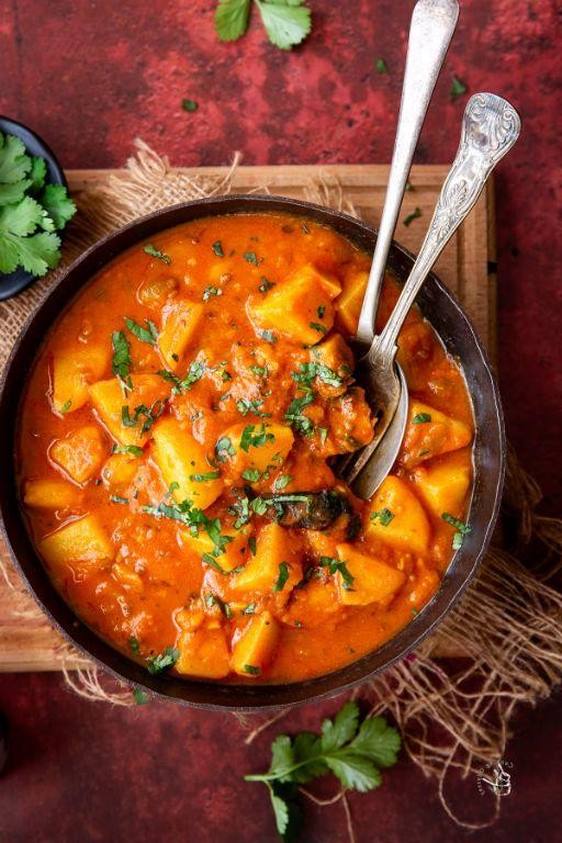 Aloo Tamatar