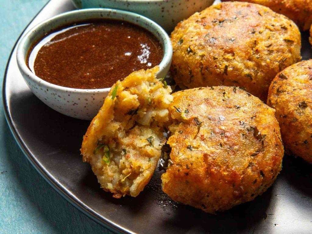 Aloo Tikki Masala