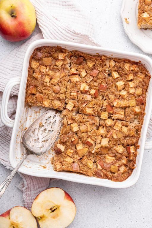 Apple Cinnamon Baked Oats